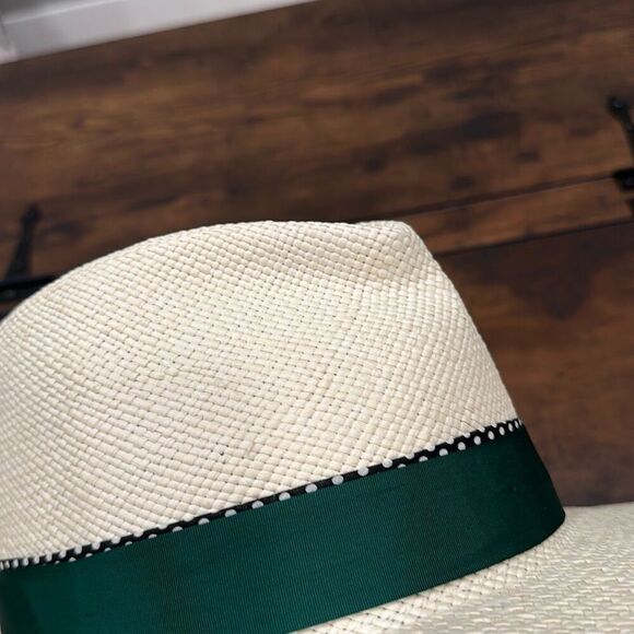 NWT B Couture Women\'s Wide Brim Feather Band Diane Panama Hat White Green 56cm/M main image 7
